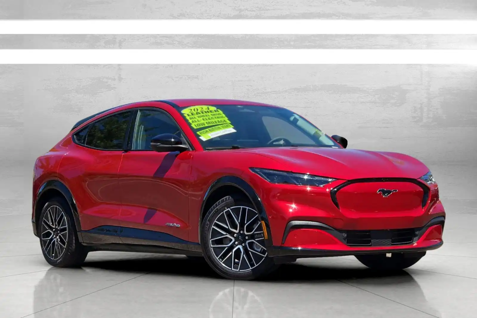 2024 Ford Mustang-Mach-e Premium's photo