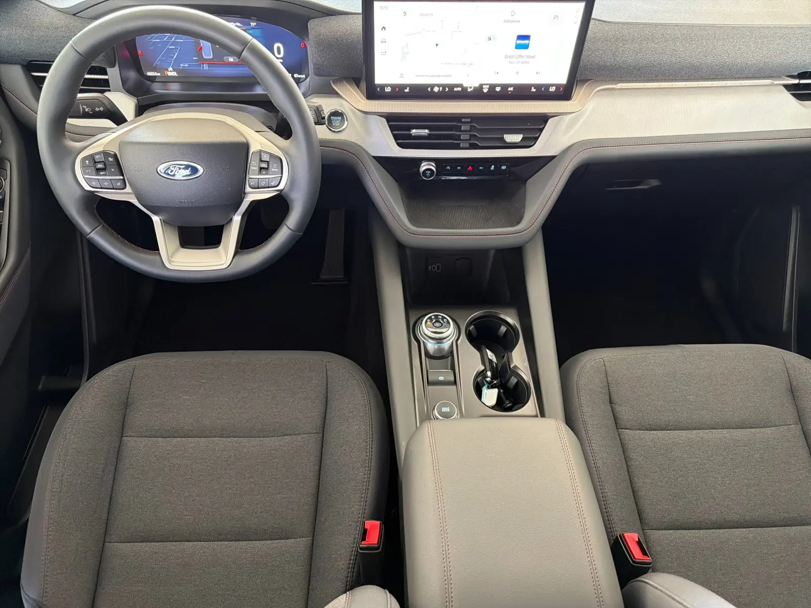 2026 Ford Explorer Active 4WD photo 4