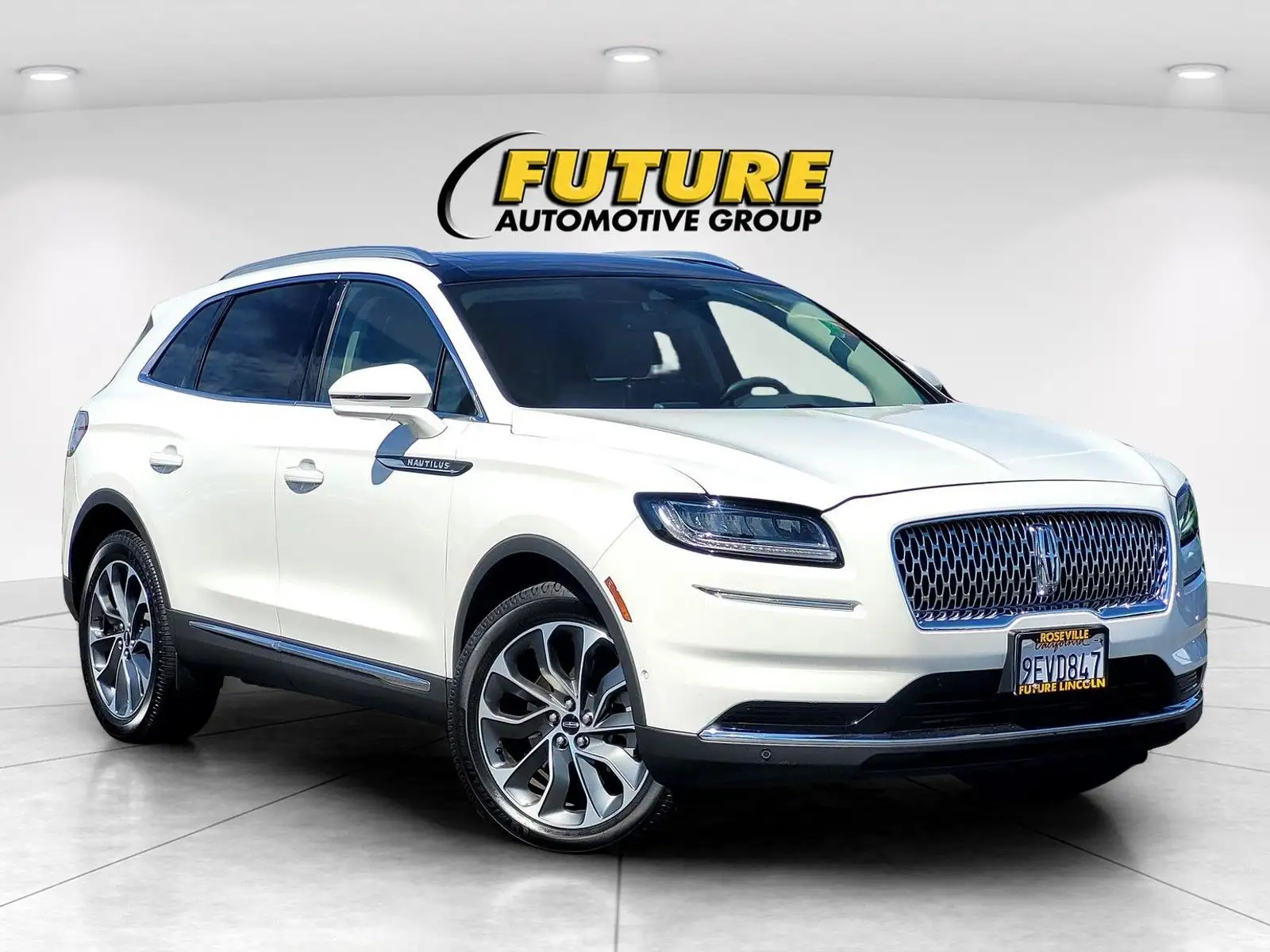 2022 Lincoln Nautilus Reserve AWD's photo