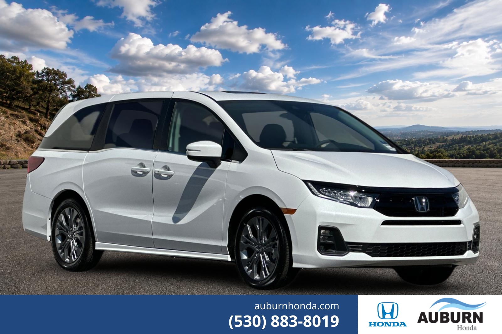 2026 Honda Odyssey Touring's photo