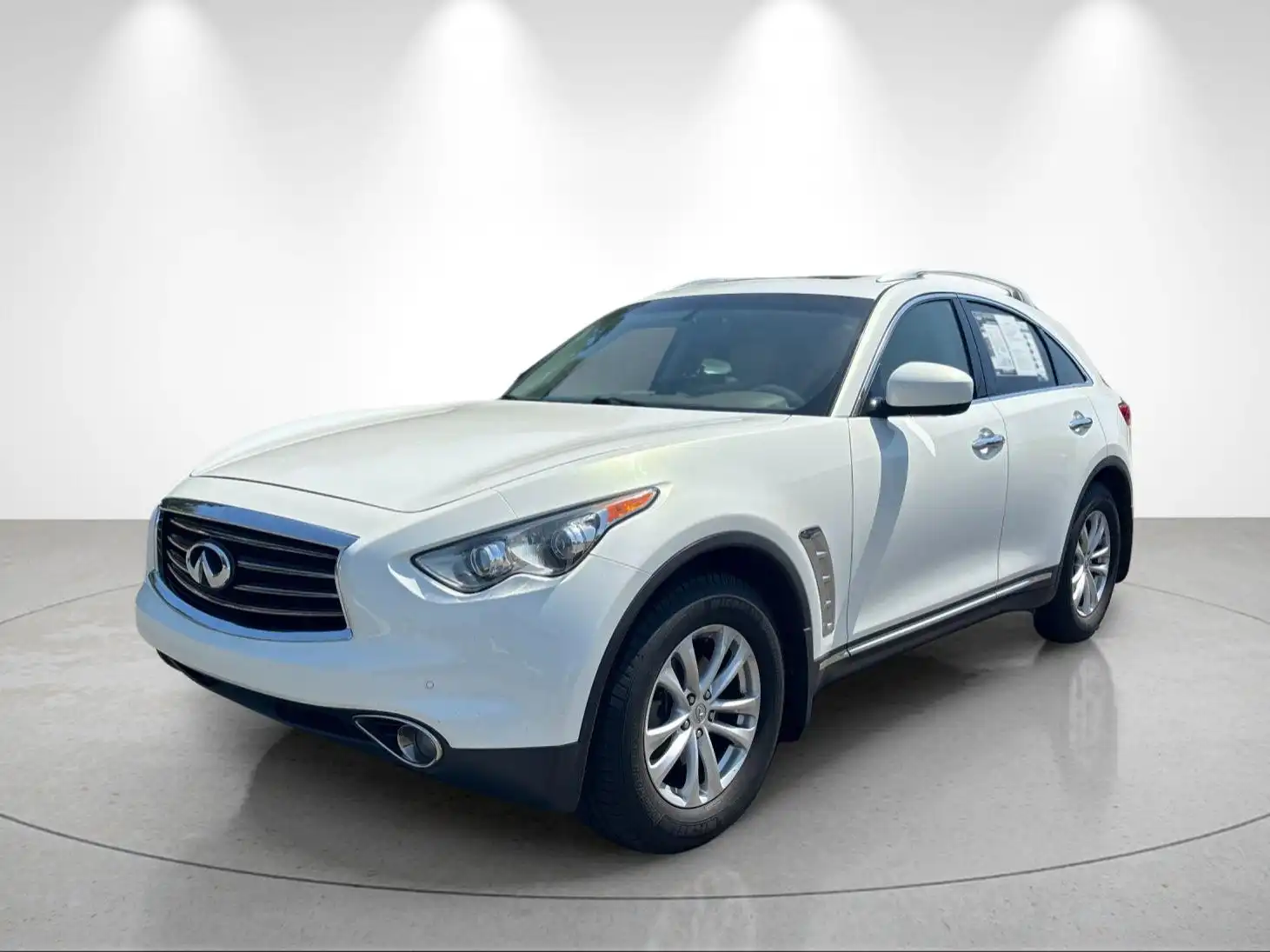 2013 INFINITI FX's photo