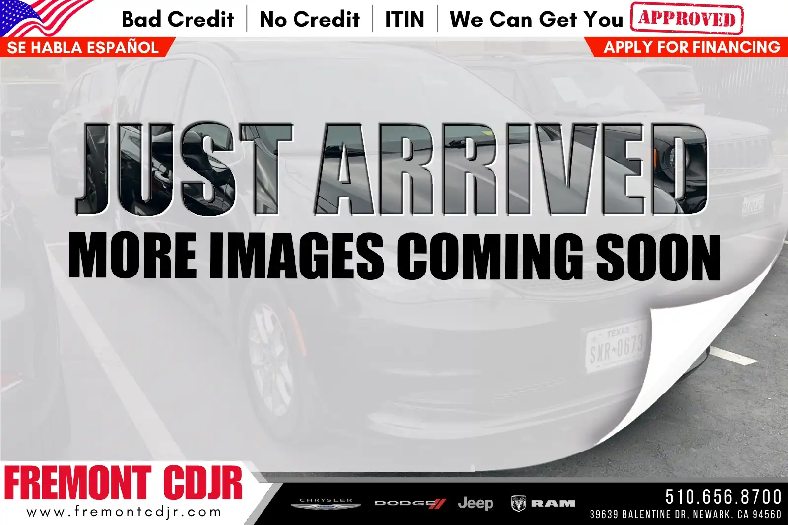 2023 Chrysler Voyager LX's photo