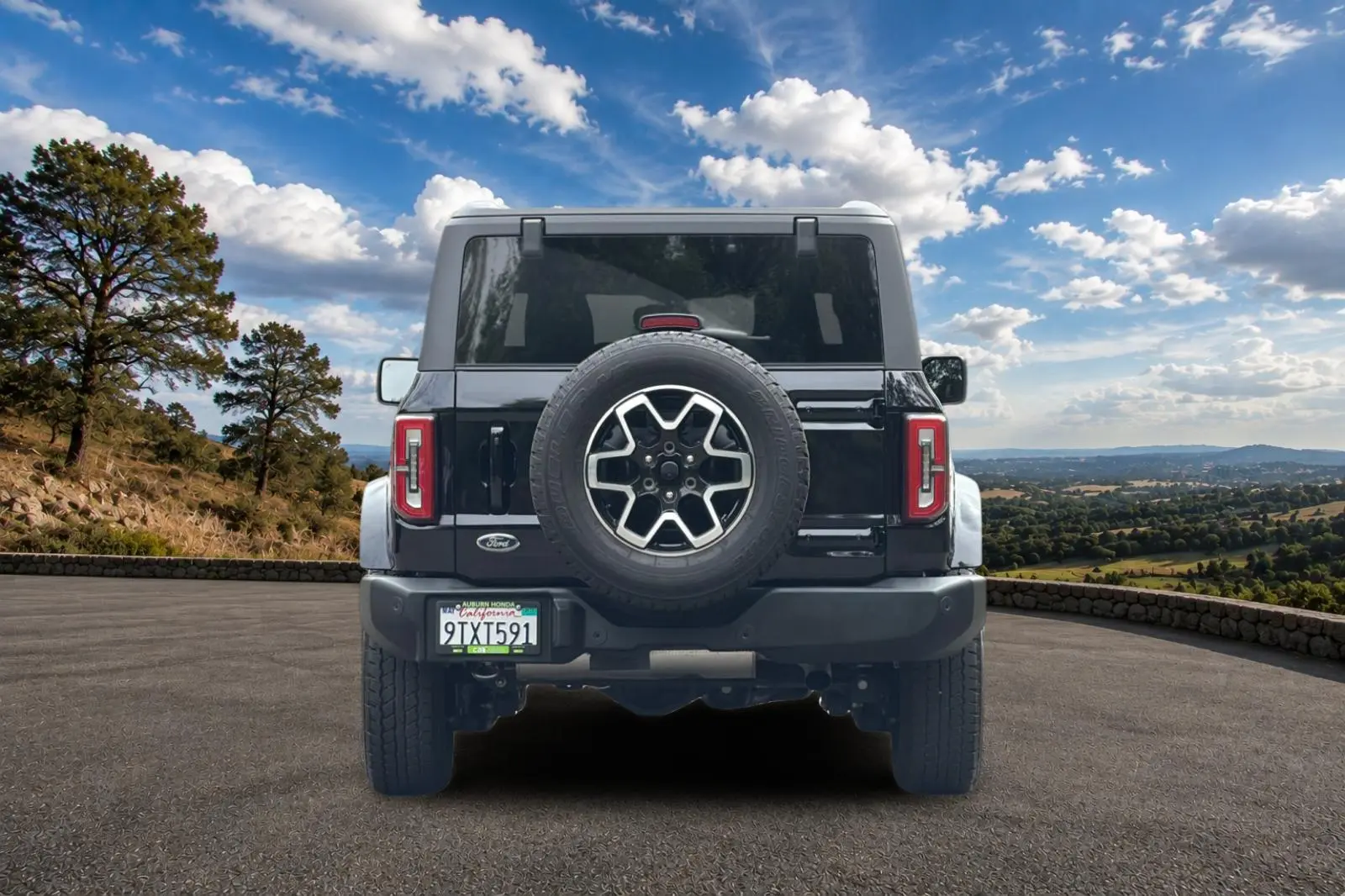 2025 Ford Bronco Outer Banks 4WD photo 5
