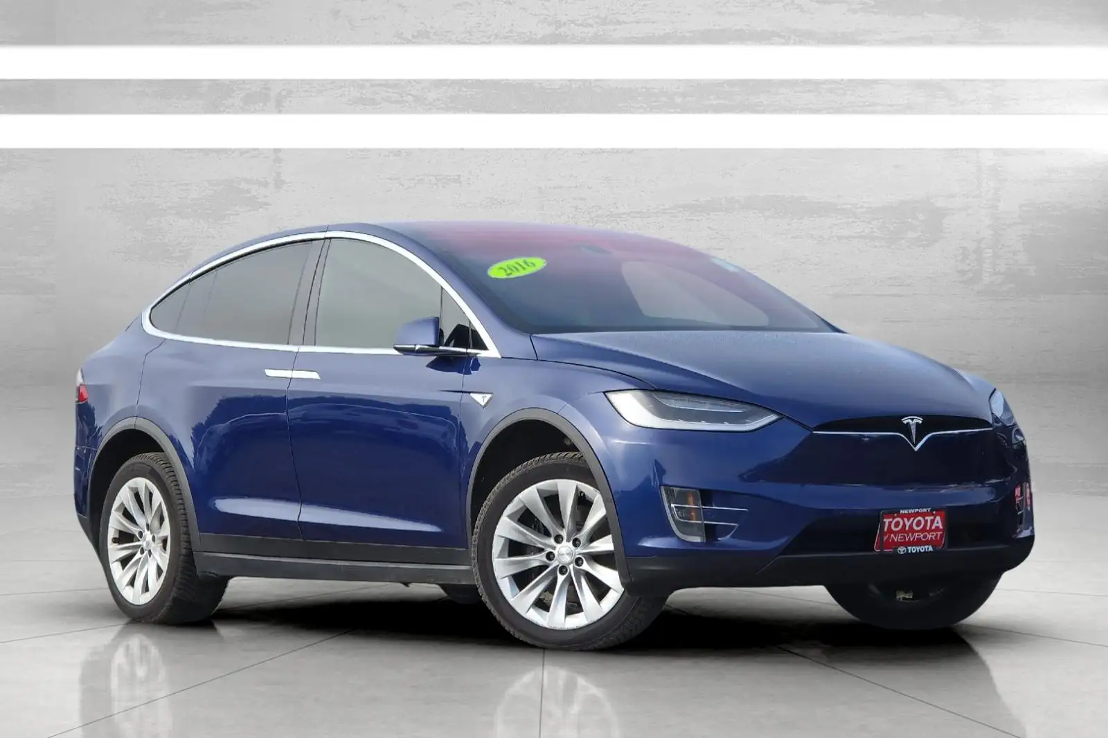 2016 Tesla Model X 60D's photo