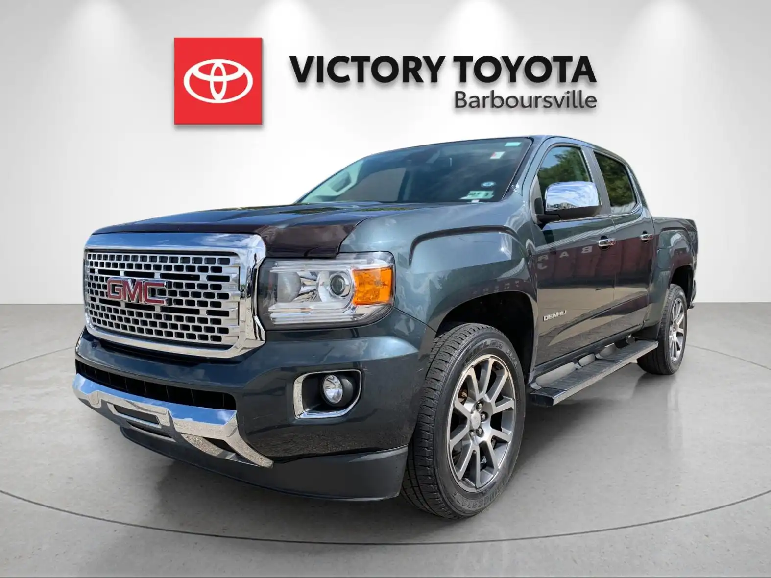 2017 GMC Canyon Denali 4WD Crew Cab Short Box's photo