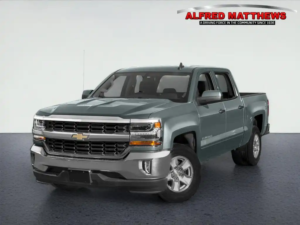 2017 Chevrolet Silverado 1500 LT 4X4 Crew Cab Short Box's photo
