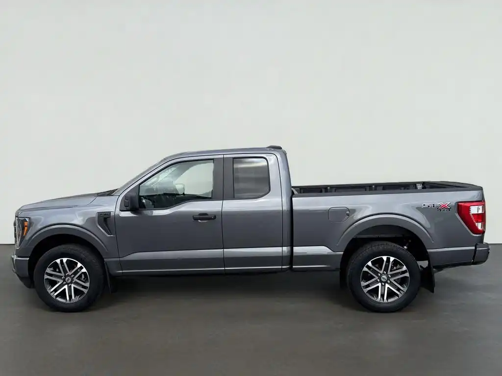 2023 Ford F-150 XL 4x4 SuperCab 6-1/2 Box's photo