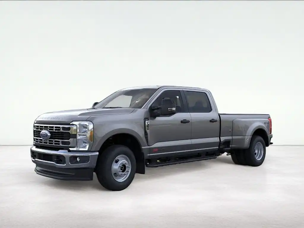 2026 Ford F-350 XLT 4x4 Crew Cab 8' Box DRW's photo