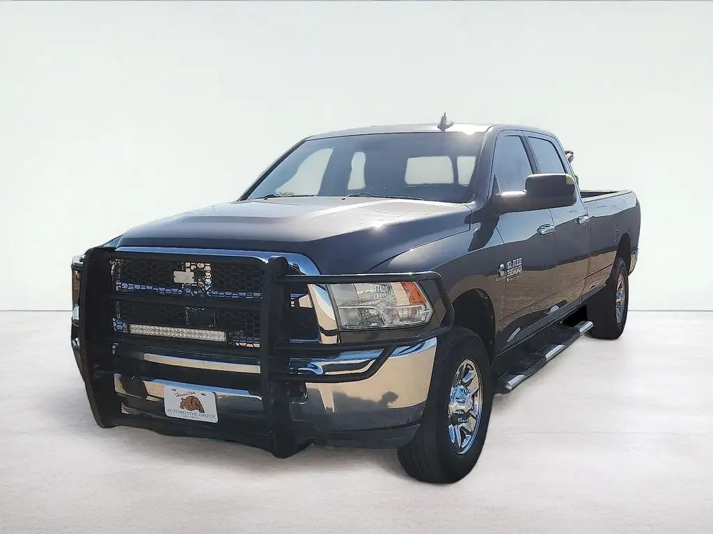 2014 RAM 3500 SLT 4X4 Crew Cab LWB's photo