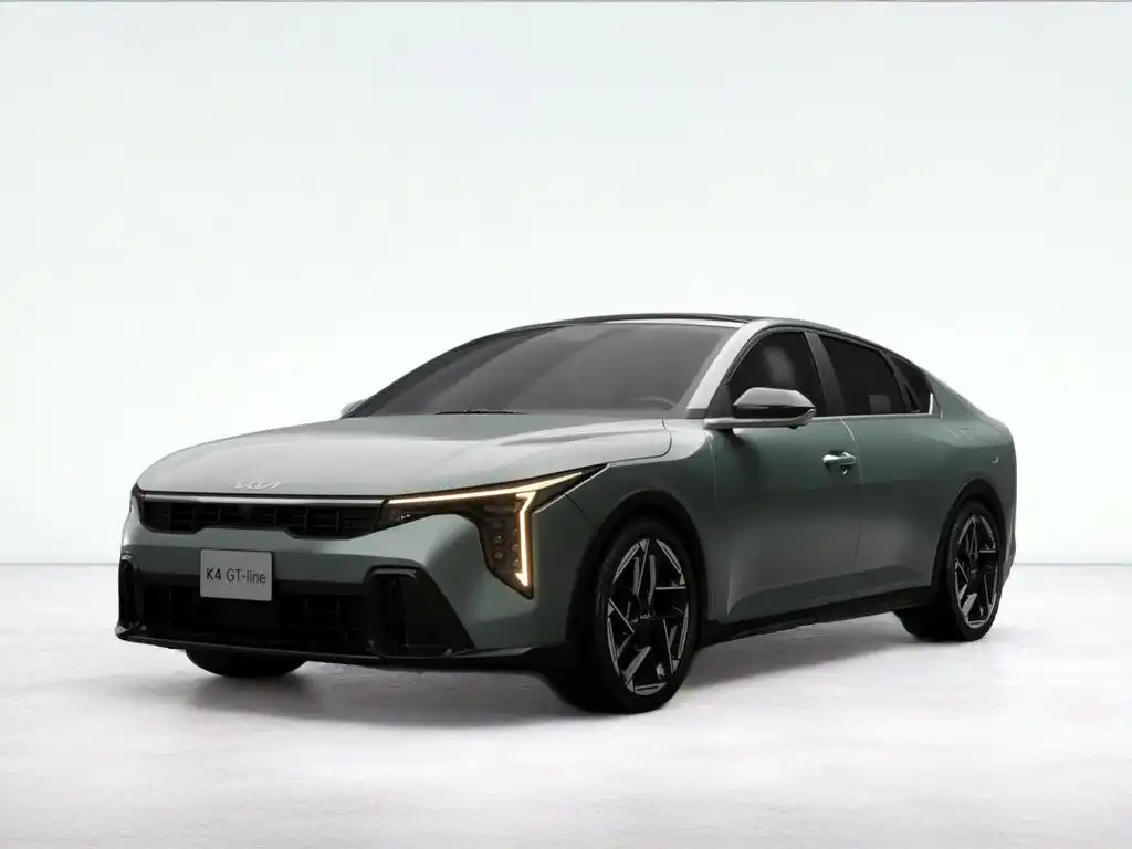 2025 Kia K4 LXS AT's photo