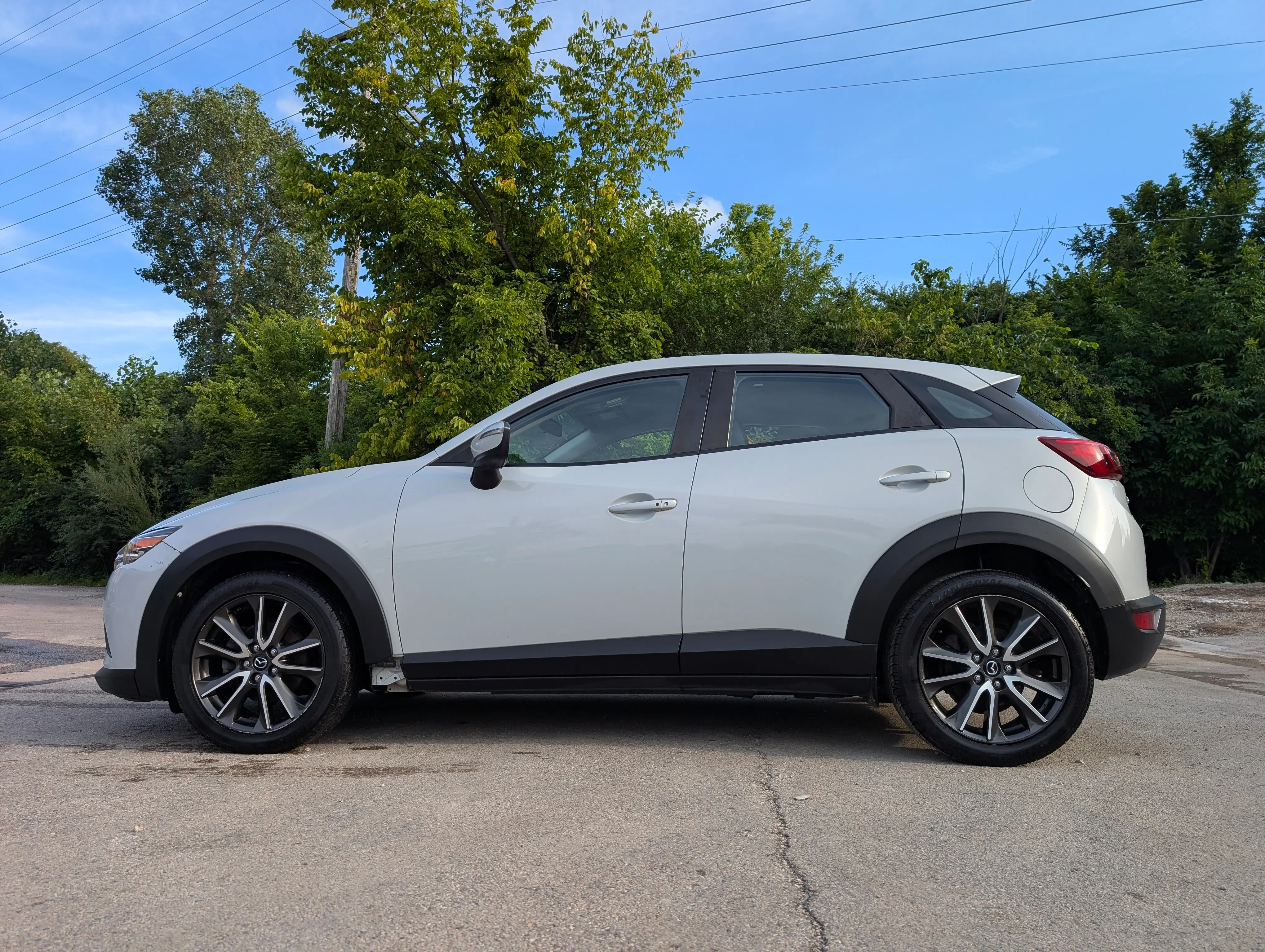 2017 Mazda CX-3 Touring AWD photo 3