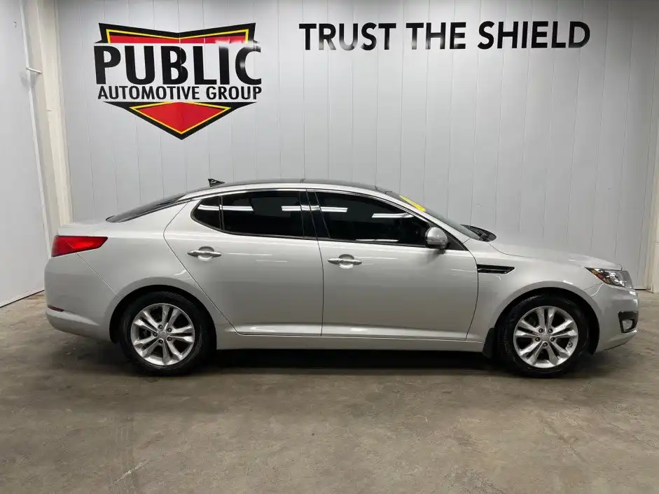 2013 Kia Optima EX AT's photo
