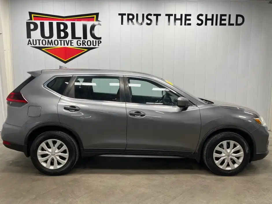 2018 Nissan Rogue S FWD's photo