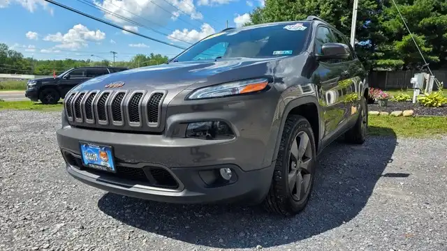 2017 Jeep Cherokee 75th Anniversary 4X4's photo