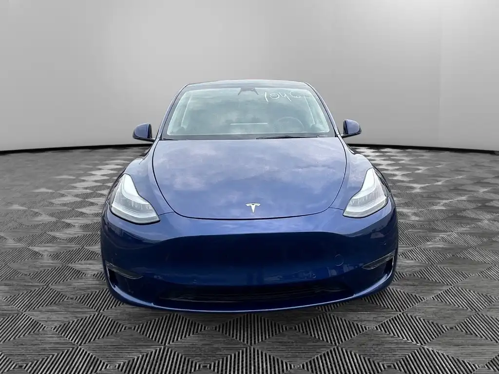 2022 Tesla Model Y Long Range Dual Motor All-Wheel Drive's photo