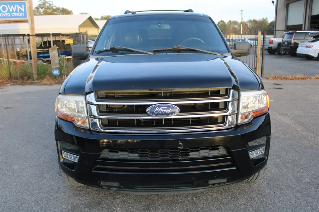 2016 Ford Expedition XLT photo 3