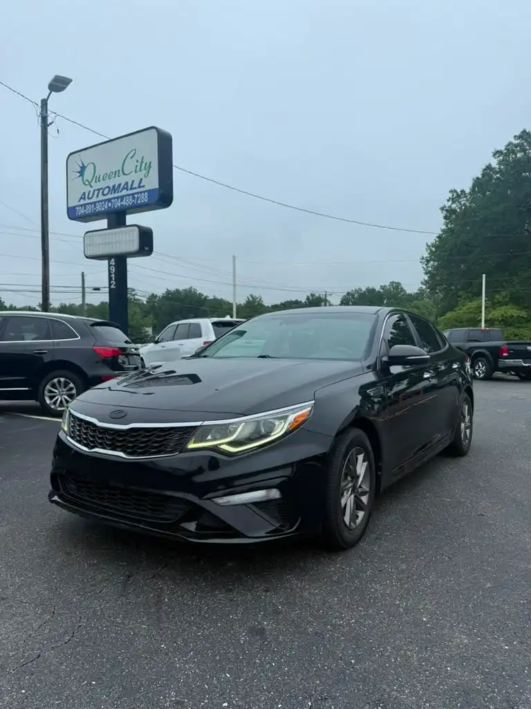 2020 Kia Optima LX AT's photo