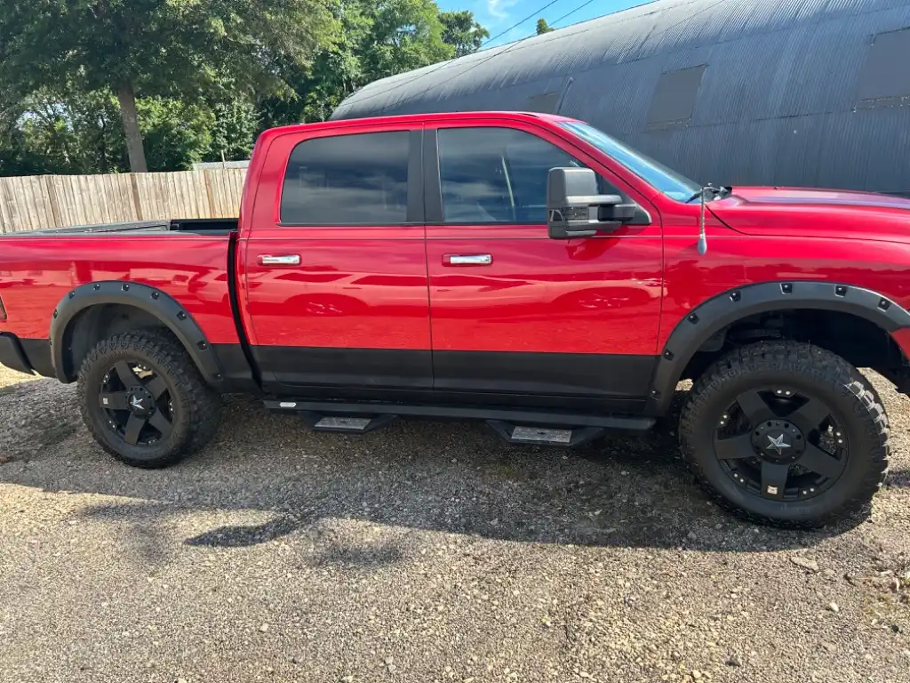 2012 RAM 1500 SLT 4x4 Crew Cab's photo
