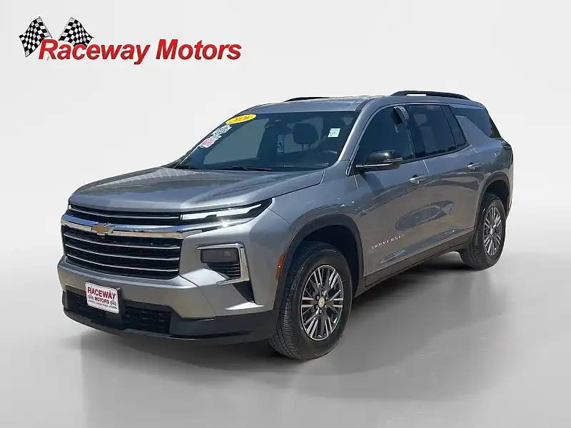 2026 Chevrolet Traverse FWD LT's photo