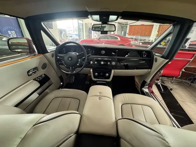 2014 Rolls-Royce Phantom Drophead Coupe photo 5