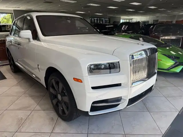 2019 Rolls-Royce Cullinan Base's photo