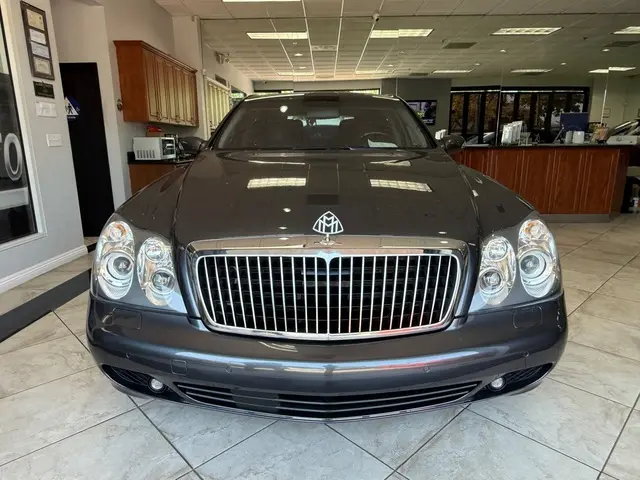2005 Maybach 57 57 photo 3