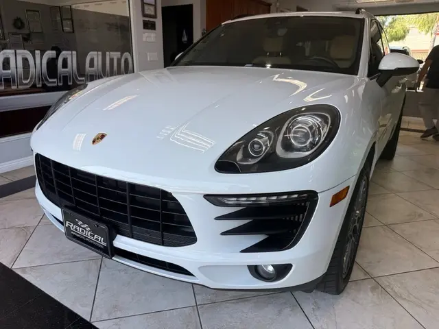 2017 Porsche Macan S photo 3