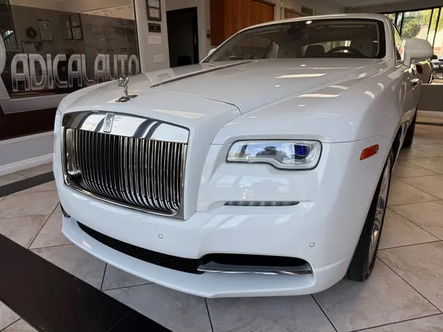 2018 Rolls-Royce Wraith Base photo 3