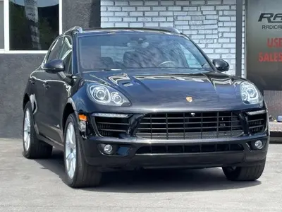 2017 Porsche Macan S photo 3
