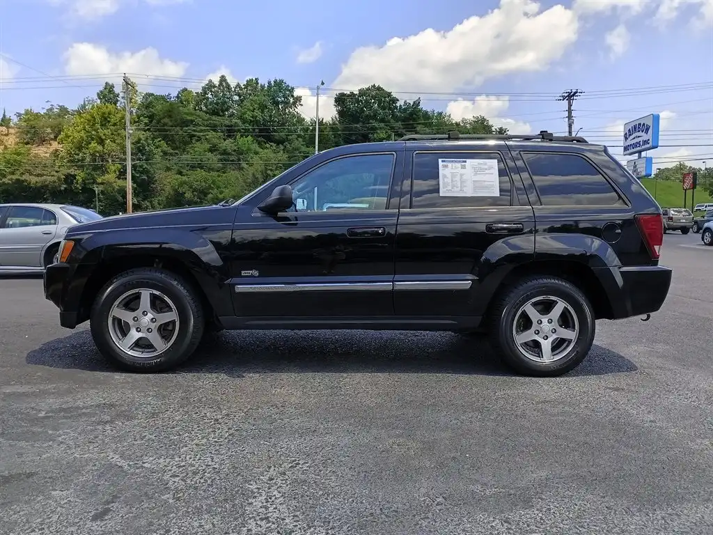 2006 Jeep Grand Cherokee Laredo 4WD's photo
