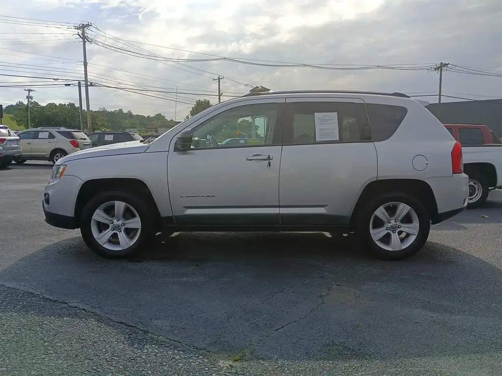 2011 Jeep Compass 4WD's photo