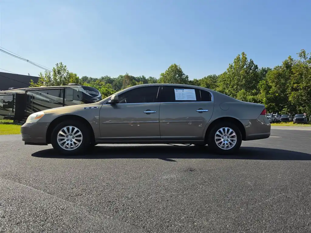 2006 Buick Lucerne CX's photo