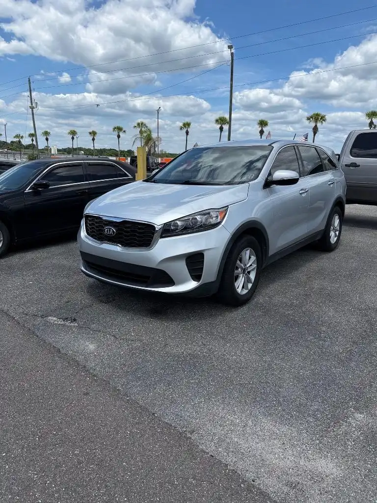 2020 Kia Sorento LX AT's photo