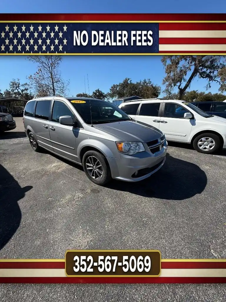 2017 Dodge Grand Caravan SXT's photo