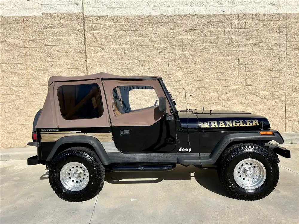 1988 Jeep Wrangler's photo