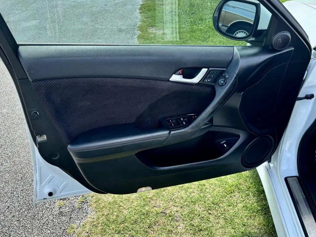 2012 Acura TSX Special Edition 5AT photo 4
