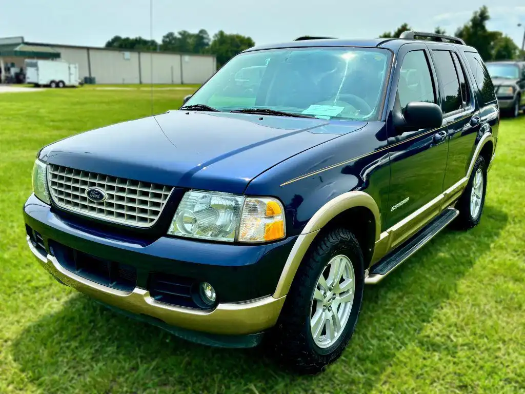 2004 Ford Explorer Eddie Bauer 4.6 4x4's photo