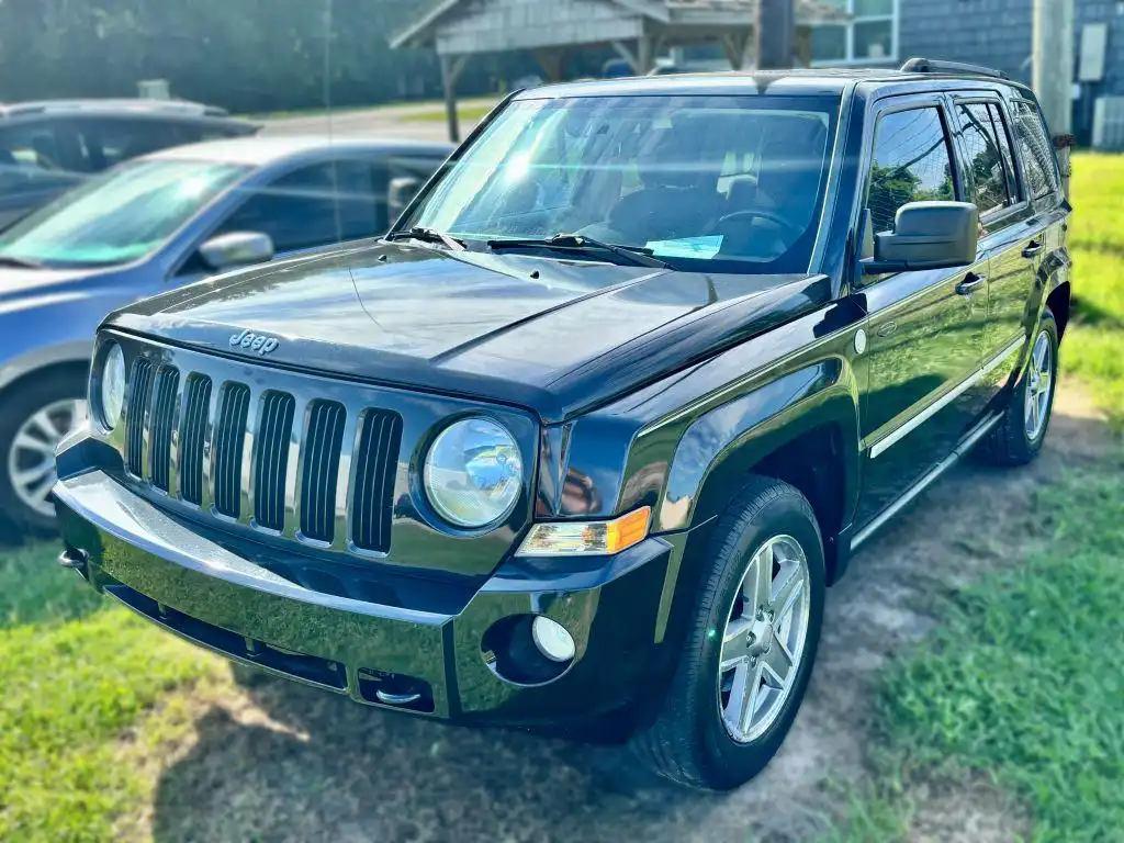 2010 Jeep Patriot Latitude 4WD's photo