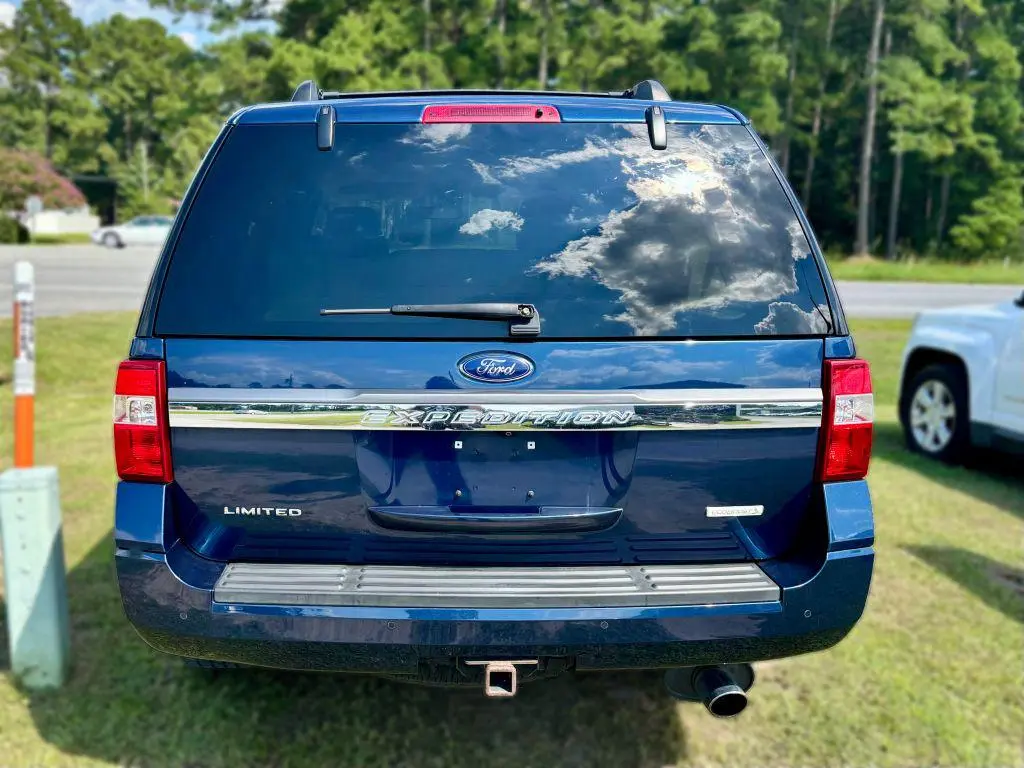 2017 Ford Expedition Limited photo 3