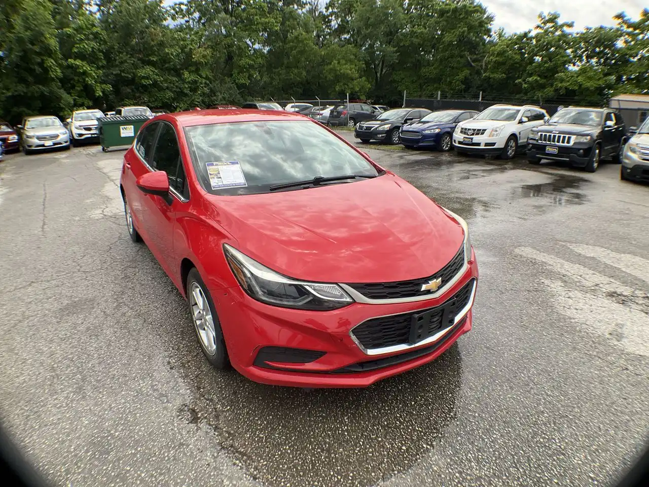 2017 Chevrolet Cruze LT Hatchback Auto's photo