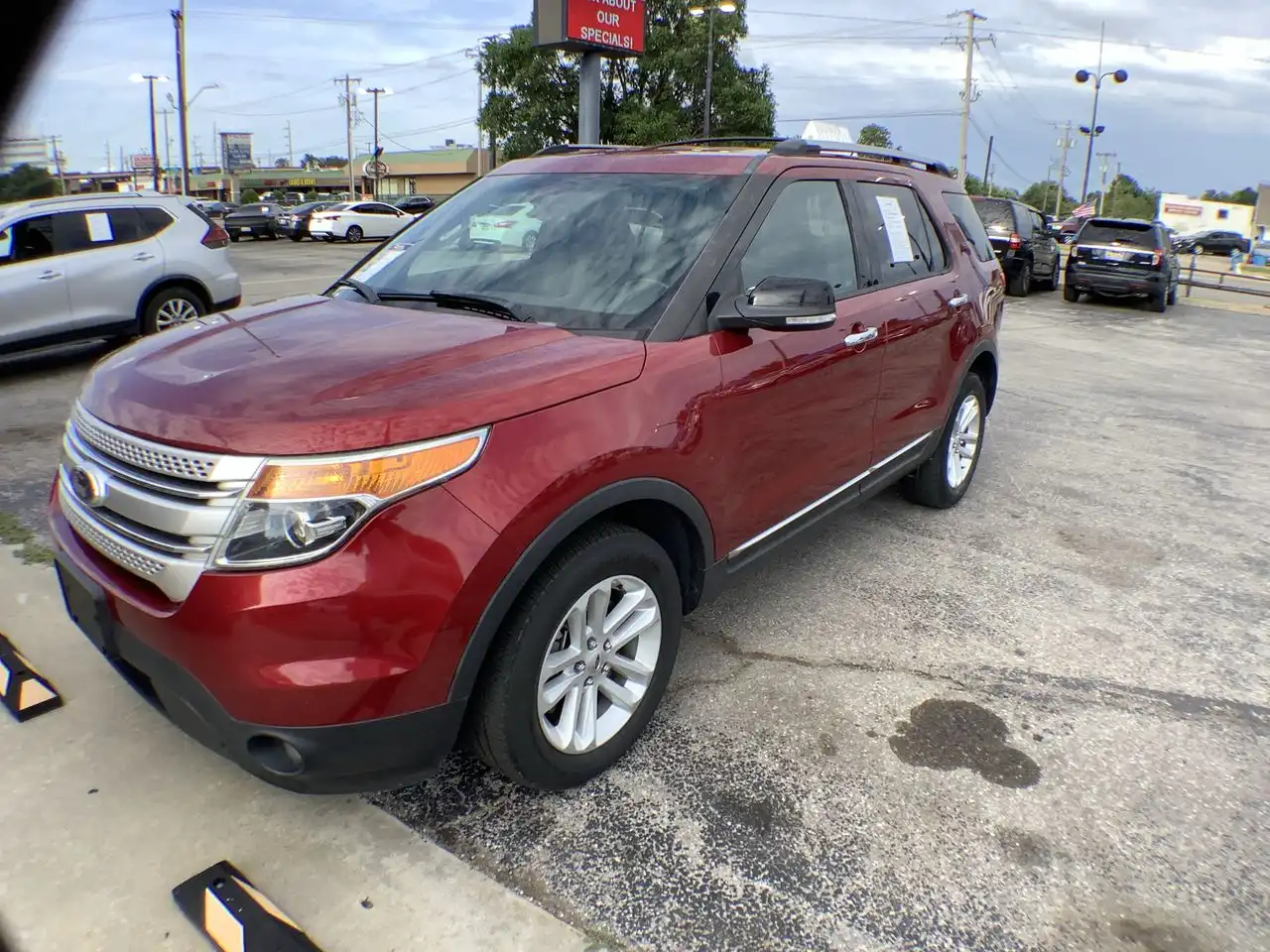 2014 Ford Explorer XLT 4x4's photo