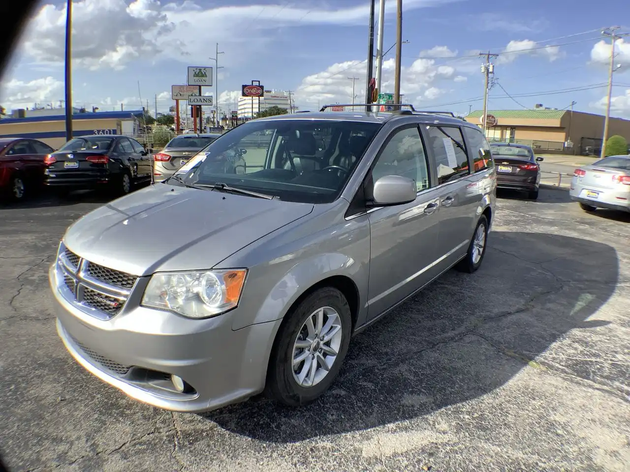 2019 Dodge Grand Caravan SXT's photo