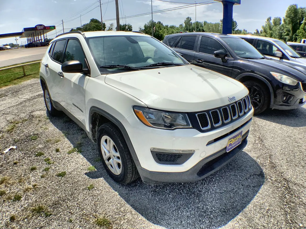 2018 Jeep Compass Sport photo 3