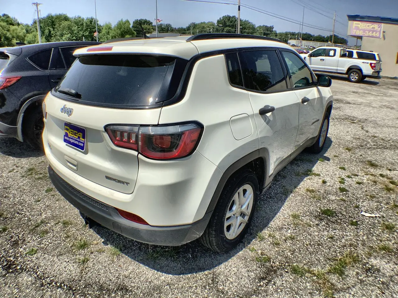 2018 Jeep Compass Sport photo 5