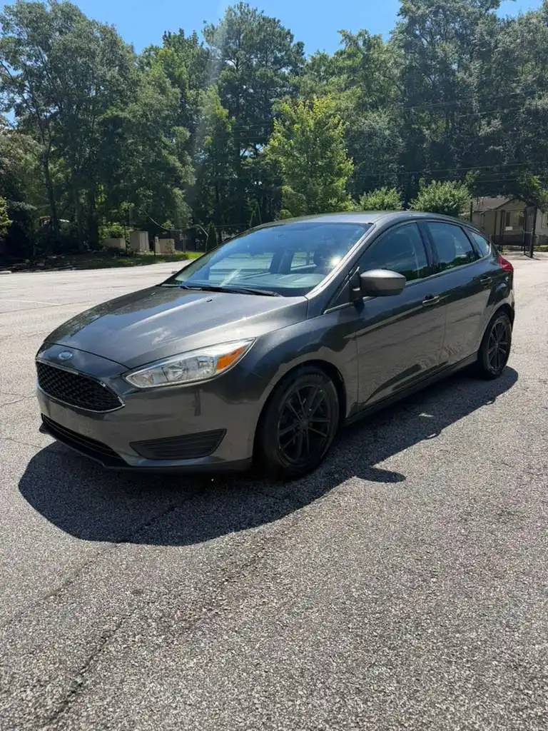 2018 Ford Focus Hatch SE's photo