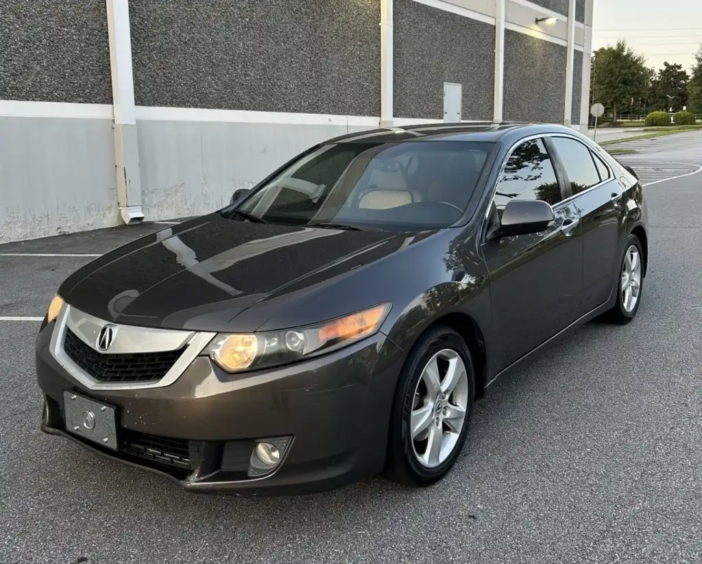 2010 Acura TSX Technology Package 5AT's photo