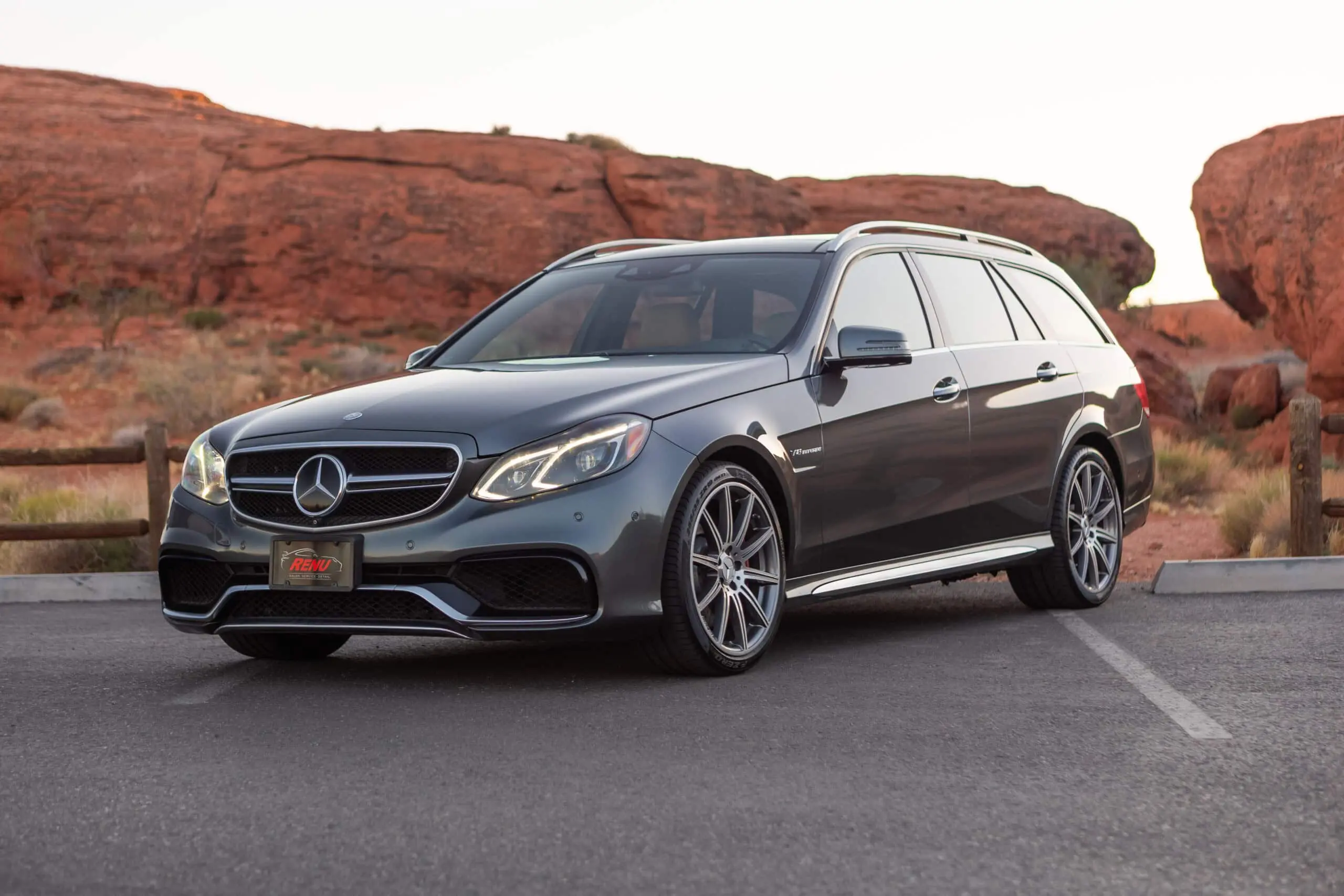 2014 Mercedes-Benz E-Class E63 AMG S 4MATIC photo 4