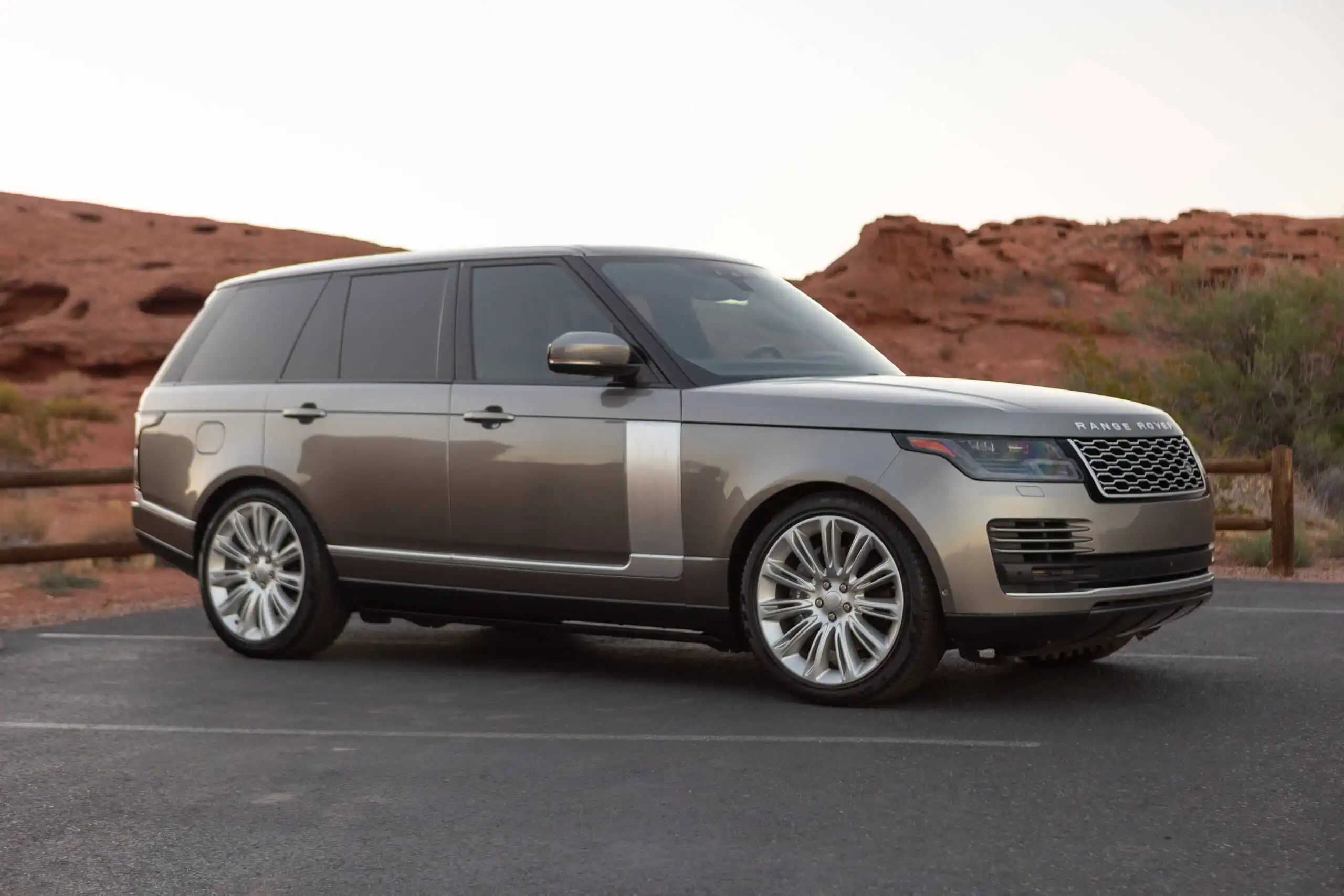 2019 Land Rover Range Rover V8 Supercharged's photo