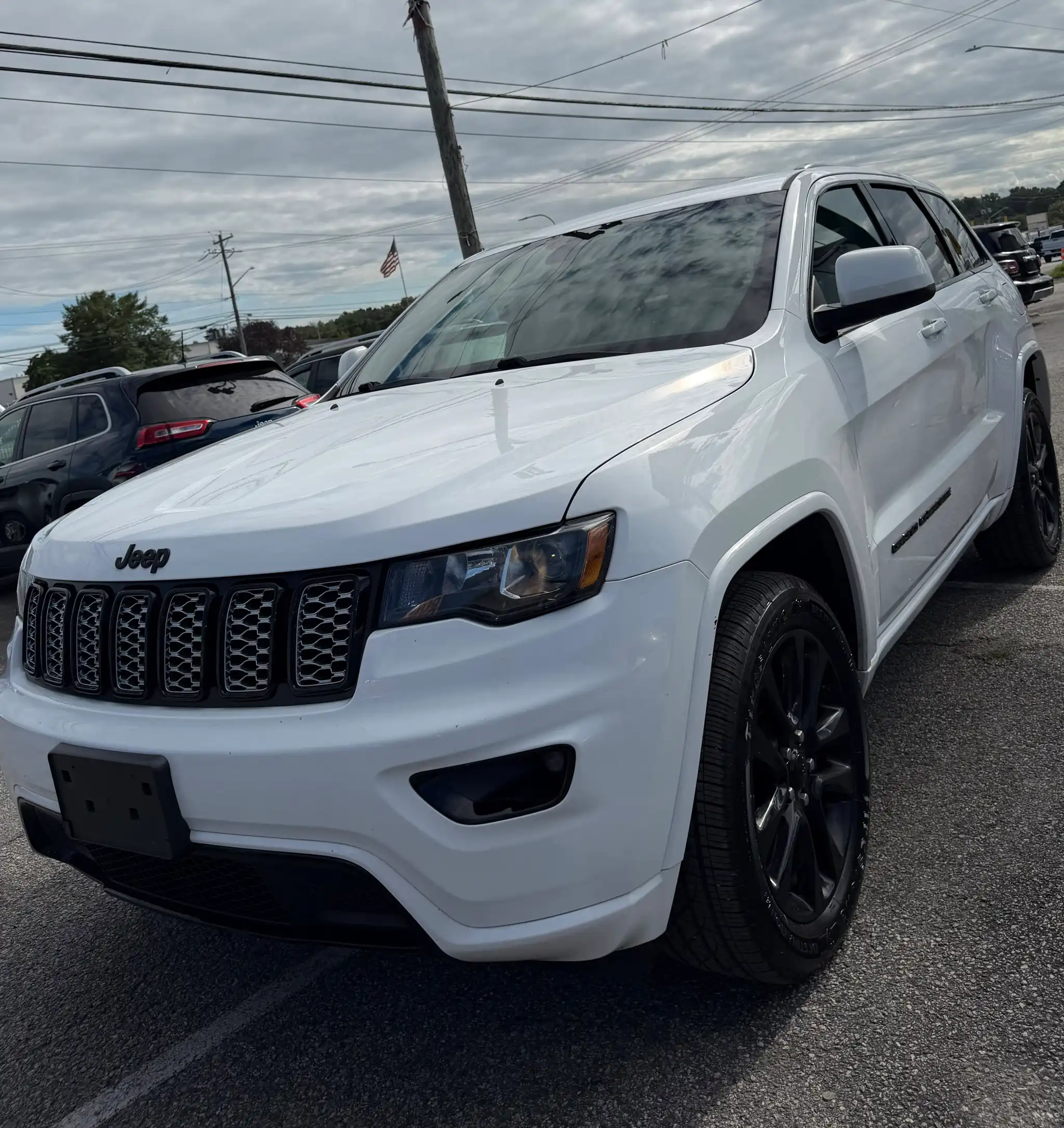 2018 Jeep Grand Cherokee Altitude 4WD's photo