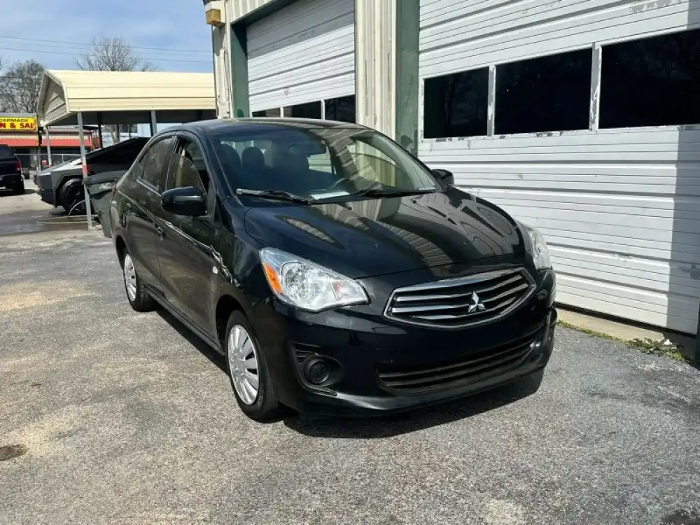 2019 Mitsubishi Mirage ES CVT's photo